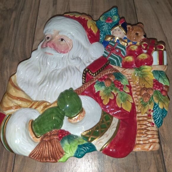 Fitz and Floyd Classics Holiday Solstice Christmas Santa Wall Decor 9" x 9" - Picture 1 of 7
